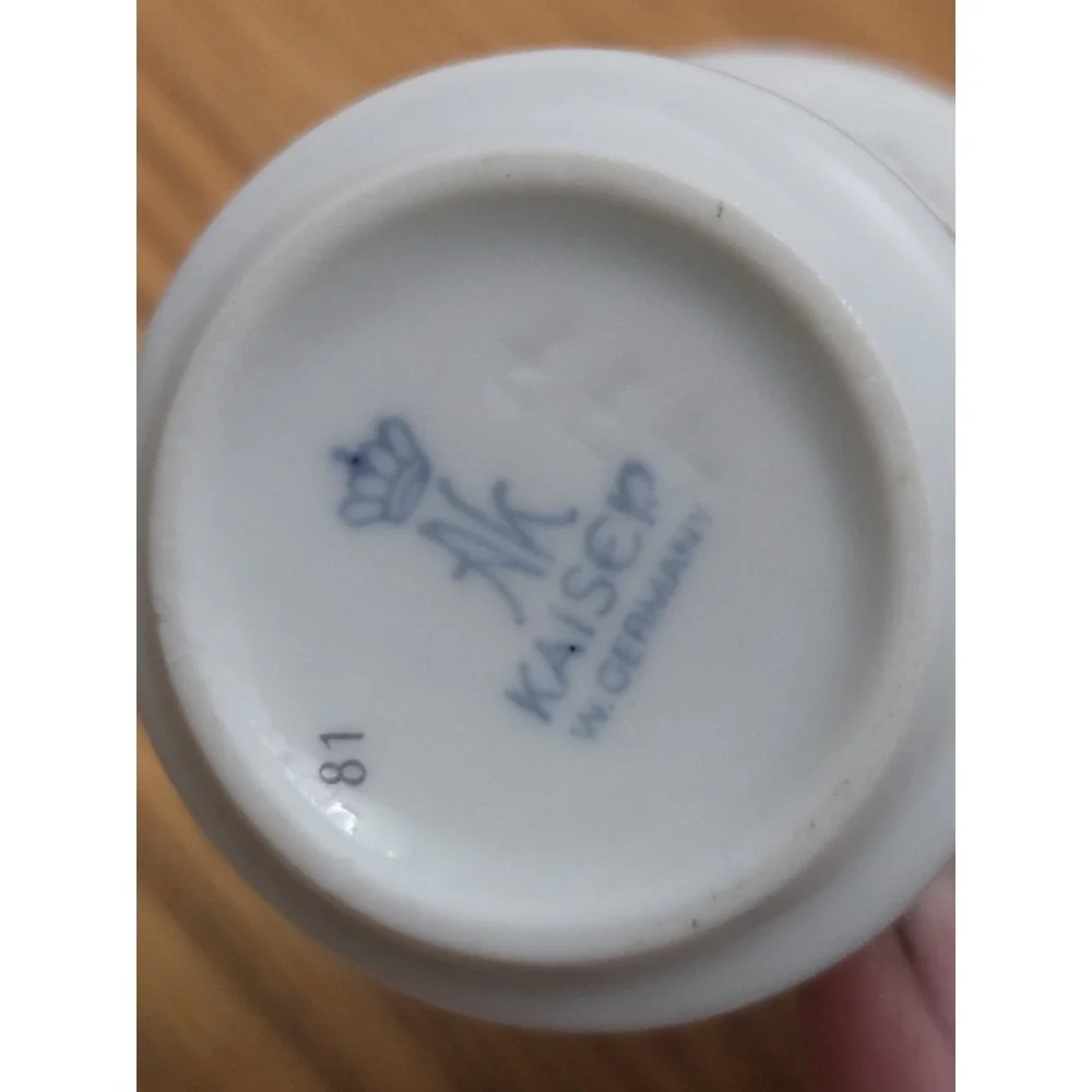 Kaiser W. Germany Porcelain Tea Infuser & Drip Cup – Vintage Rose Pattern